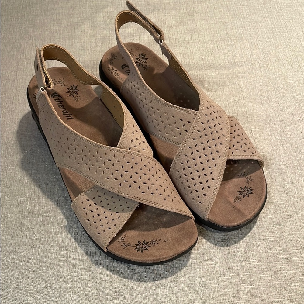 Therafit Leather Tan Sandals Criss Cross Design Adjustable Strap Size 10.5 - 11
